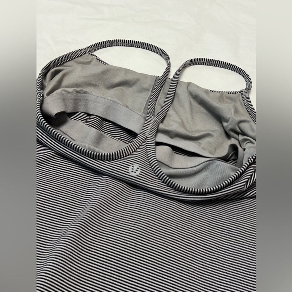 Lululemon Power Y Tank - Picture 6 of 8